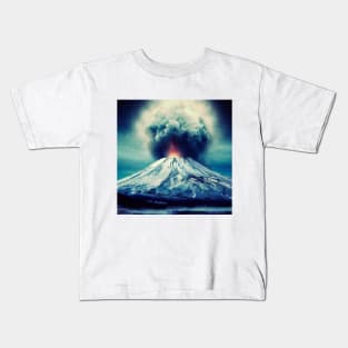 Mount Fuji erupting Kids T-Shirt